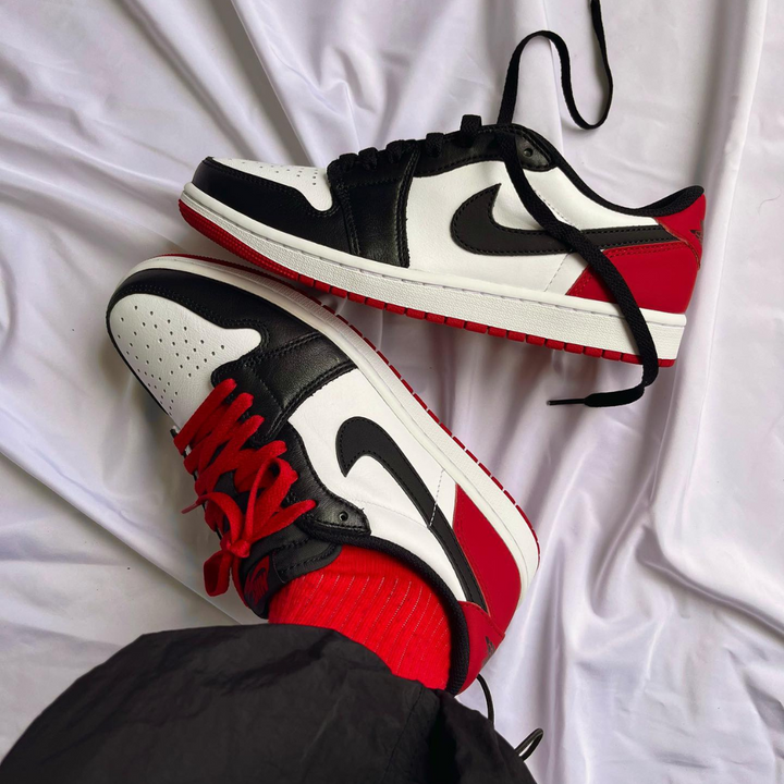 Nike Air Jordan 1 Retro Low OG Black Toe (2023)